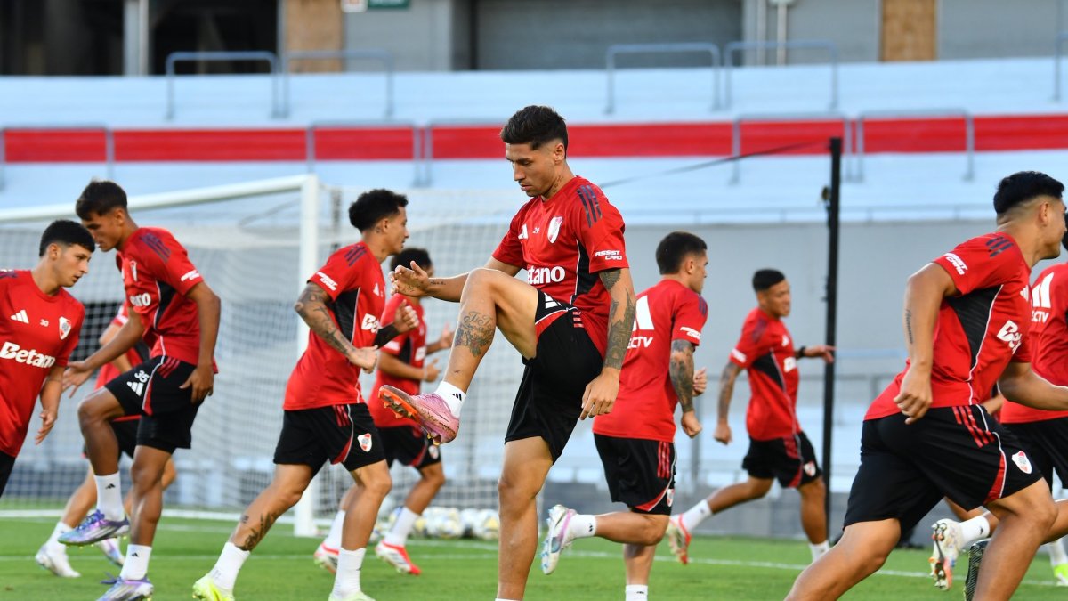 River Plate visita a Huracán.