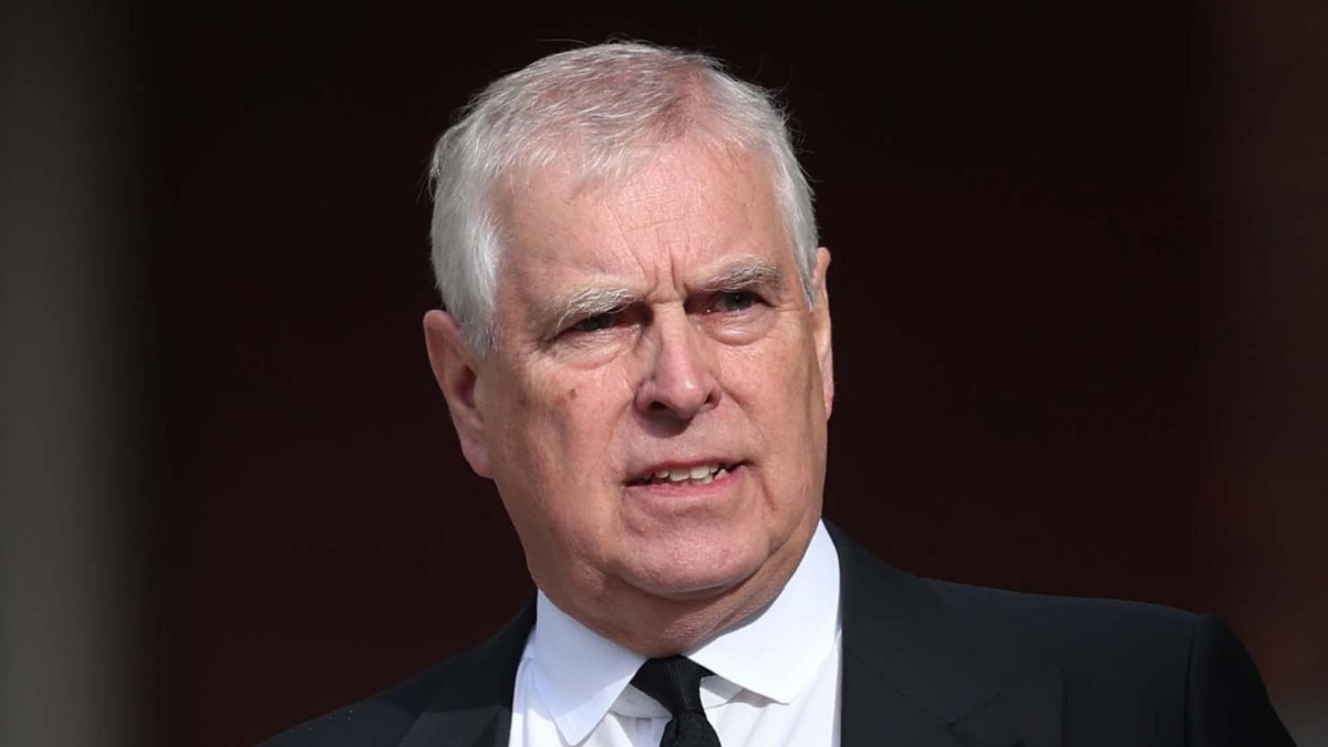 El príncipe Andrés, cuestionado por el presunto uso de fondos públicos en viajes y tratamientos personales.