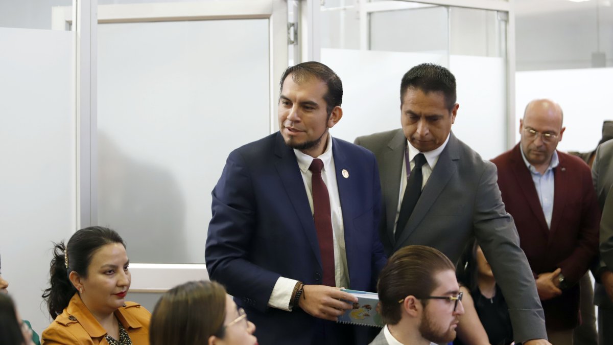 El ministro de Trabajo, Harold Burbano.