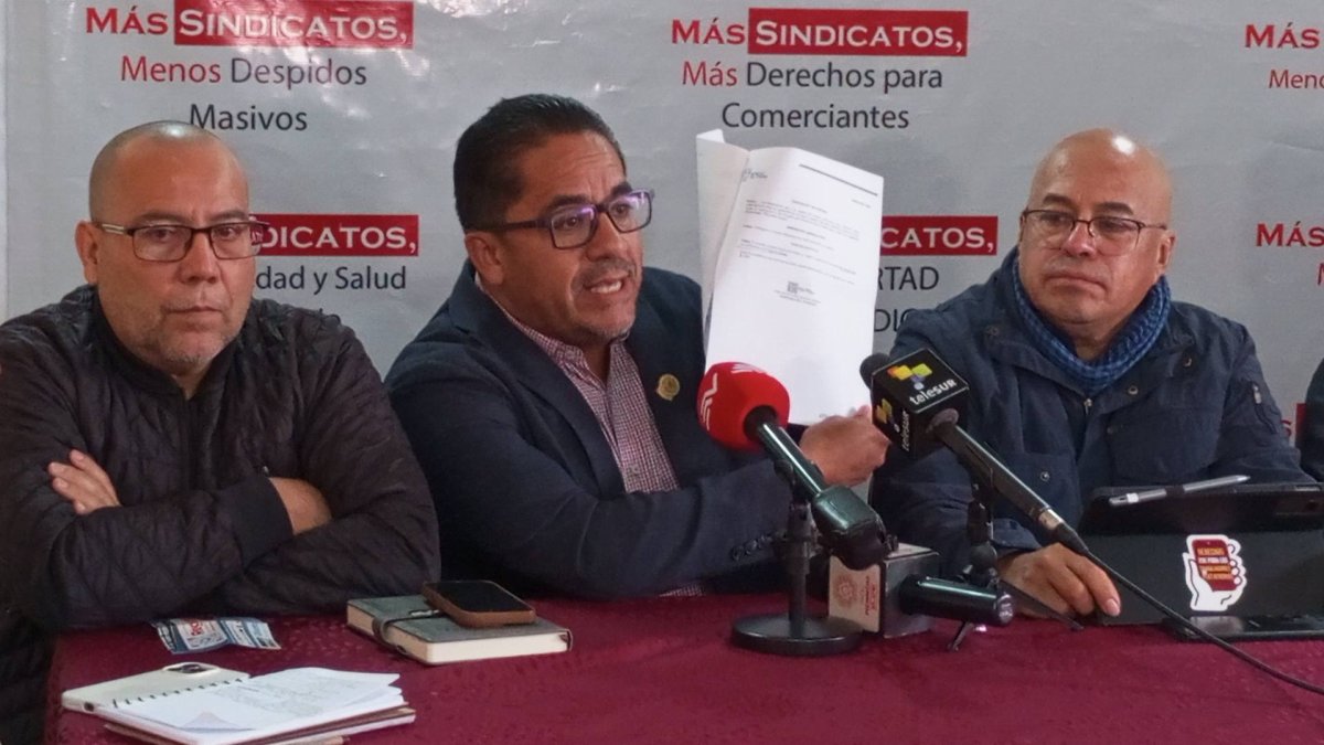 Dirigentes del FUT, CEOSL y UGTE durante la rueda de prensa sobre el acuerdo 046.