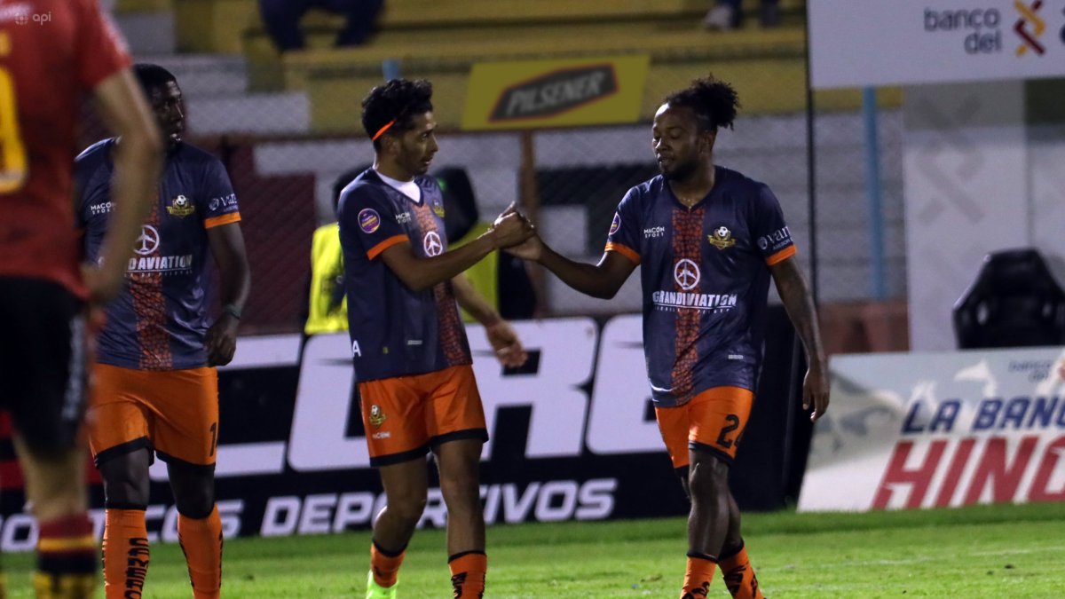 Libertad FC recibe a Manta en el inicio de la LigaPro 2026.