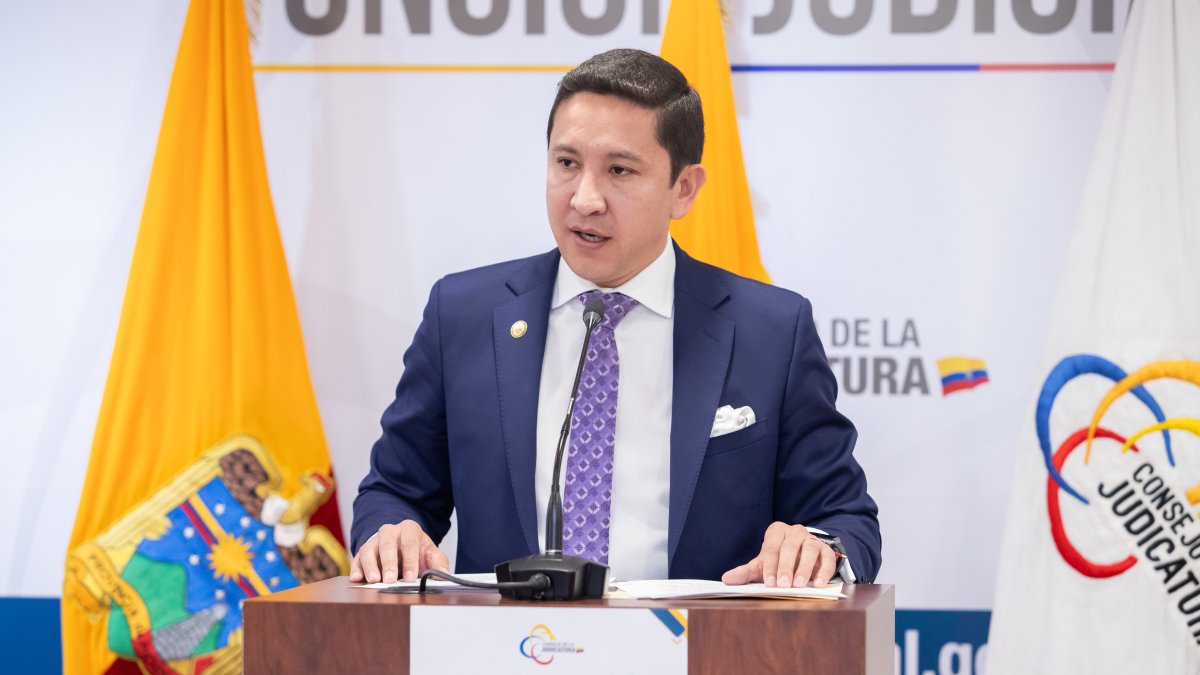 Andrea González Nader fue candidata a la Presidencia de Ecuador de la mano con el Partido Sociedad Patriótica, en los comicios generales de 2025.