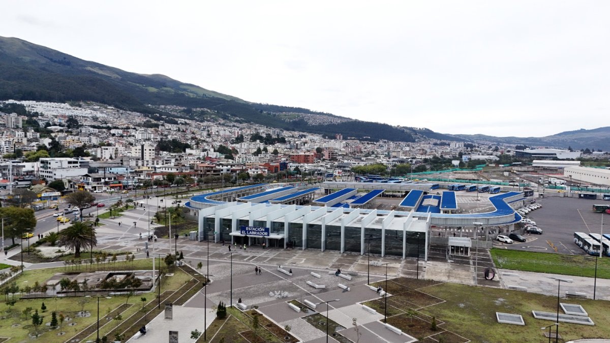 La estación multimodal El Labrador se conectará con la extensión del metro, hacia La Ofelia. Se espera que el viaje que hoy toma 48 minutos se reduzca a 8 y que atraviese tres estaciones más.