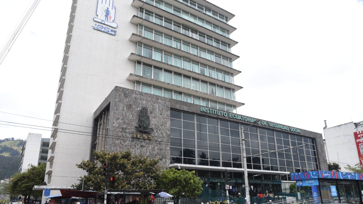 El edificio del Instituto Ecuatoriano de Seguridad Social (IESS) en Quio.