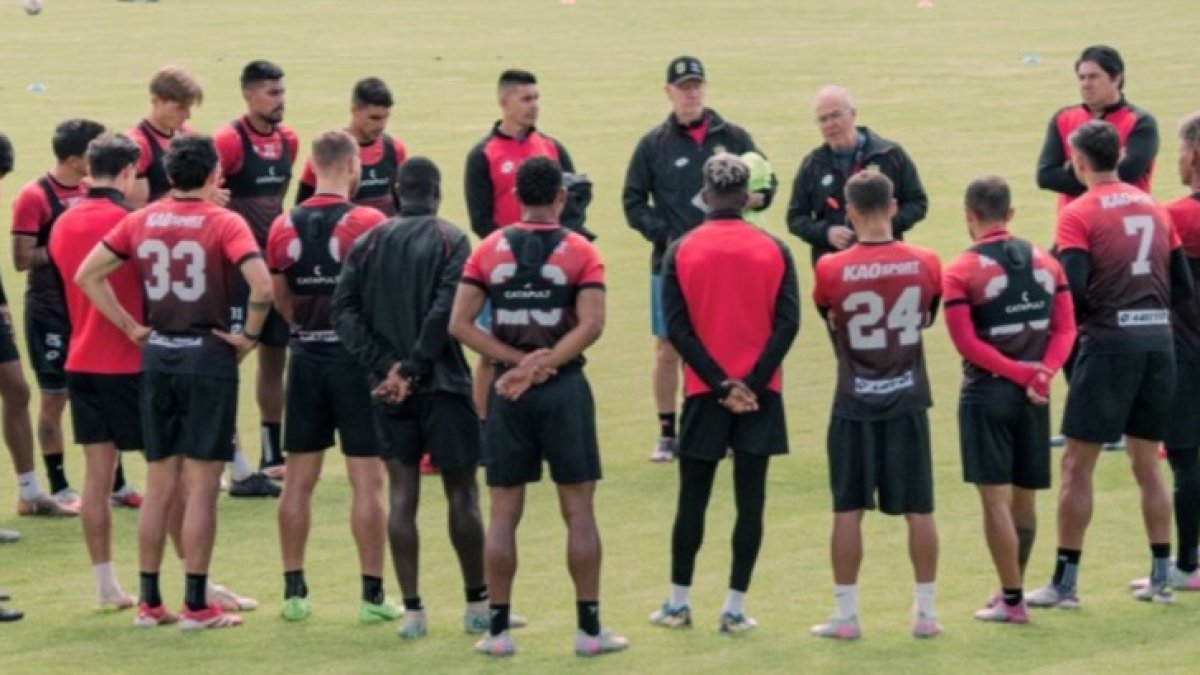 Deportivo Cuenca se enfrentará a Barcelona SC en el estadio Alejandro Serrano Aguilar a las 17:00