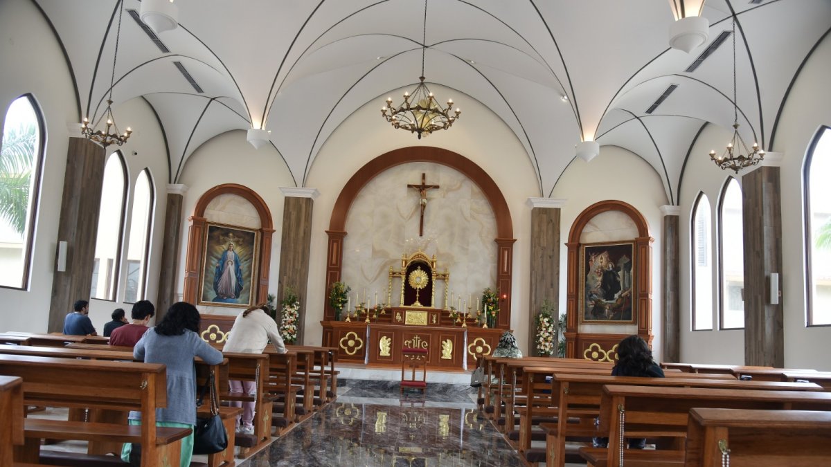 La Capilla de Adoración Perpetua Santa Clara de Asís celebró su primer aniversario, consolidándose como un espacio de fe activa y transformación espiritual en Daule.