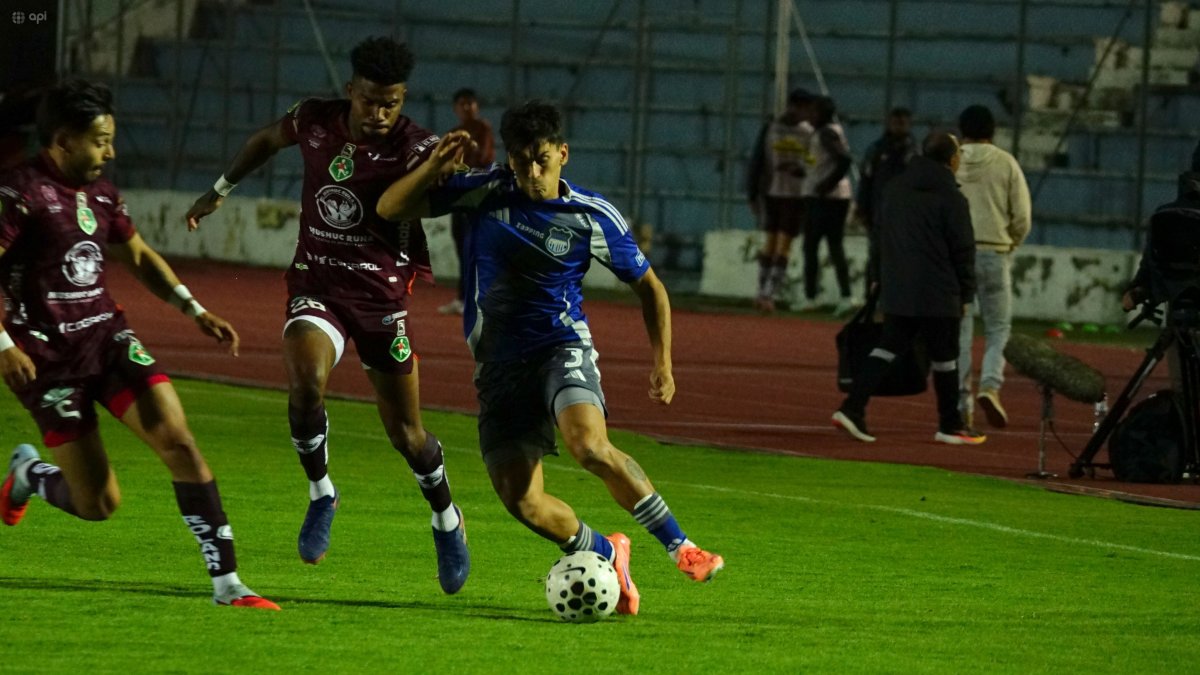 Emelec encajó ante Mushuc Runa su segunda derrota de la era Vicente Sánchez.
