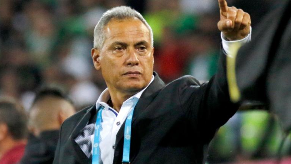 El estratega colombiano de 65 años regresa a la LigaPro tras su paso por el Astillero