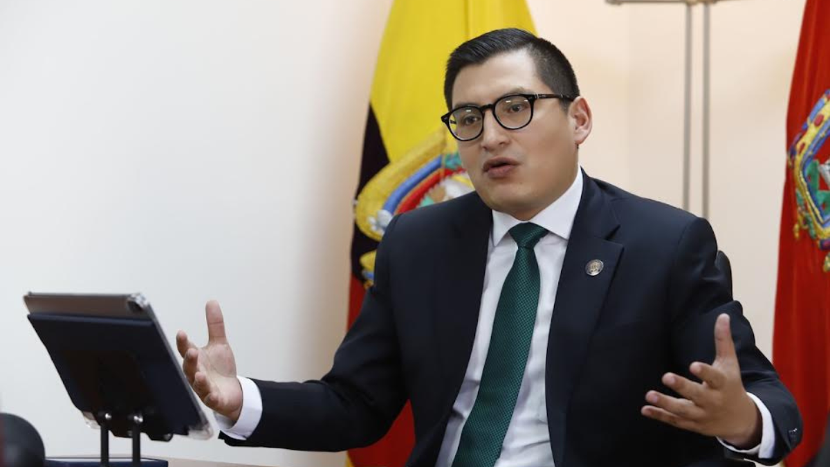 Michael Aulestia, concejal de Quito, no ha negado su cercanía al movimiento oficialista ADN.