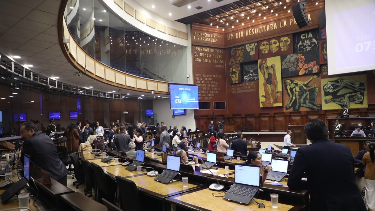 El Pleno de la Asamblea nuevamente sesionará fuera de la capital