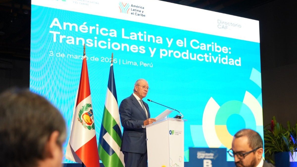 El embajador de la CAN expresó su preocupación por la tensión comercial entre Ecuador y Colombia.