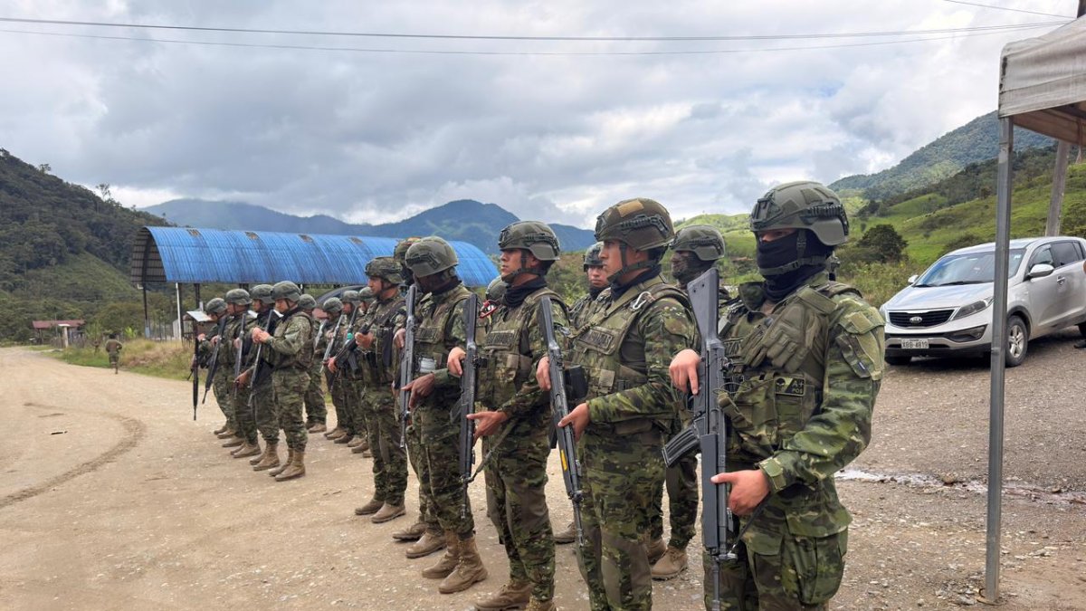 El anuncio de un nuevo toque de queda para Guayas, Los Ríos, Santo Domingo de los Tsáchilas y El Oro, del 15 al 30 de marzo, reabrió un debate.