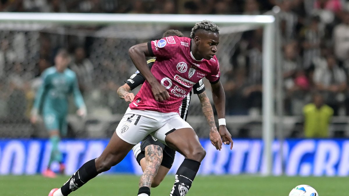 Jean Pierre Arroyo se había ganado la titularidad en Independiente del Valle como extremo derecho.