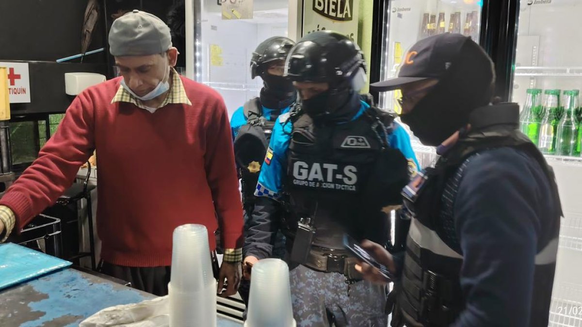 Se inspeccionó nueve establecimientos, entre discotecas, licorerías, bares y minimarkets.
