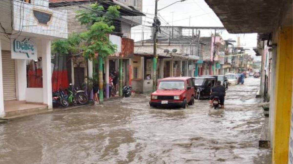 El Instituto Nacional de Hidrología y Meteorología emitió una nueva alerta por lluvias intensas en varias provincias de la Costa y Sierra.