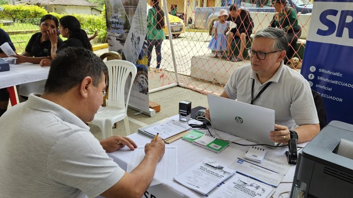Los adultos mayores desde los 65 años pueden solicitar la devolución del IVA sobre sus compras de bienes y servicios de primera necesidad.