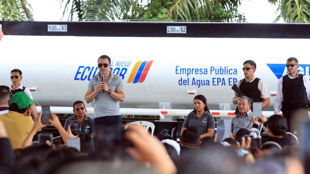 Daniel Noboa anunció que enviará un proyecto de ley a la Asamblea para ofrecer incentivo a las empresas que construyan casas en Ecuador.