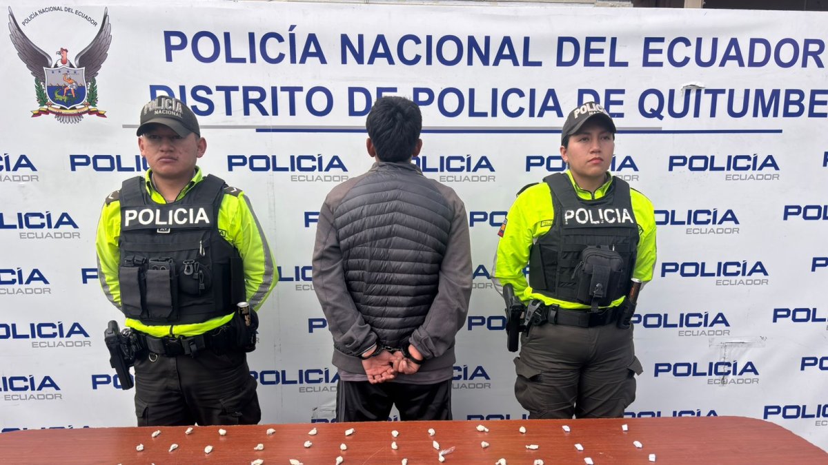 Operativo en Santa Rosa de Chillogallo permitió la detención de un ciudadano por tenencia de drogas.