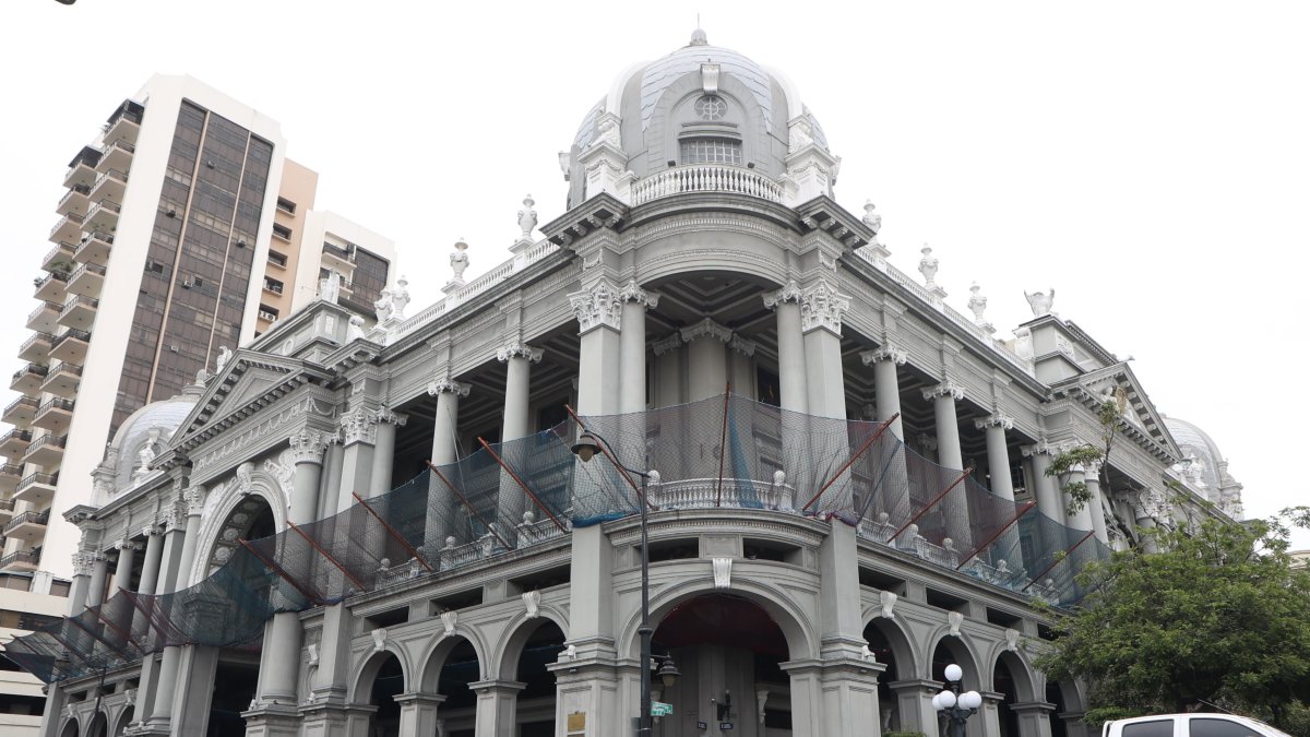 Cootad pondría en riesgo a funcionarios municipales de Guayaquil, según la alcaldesa (s).