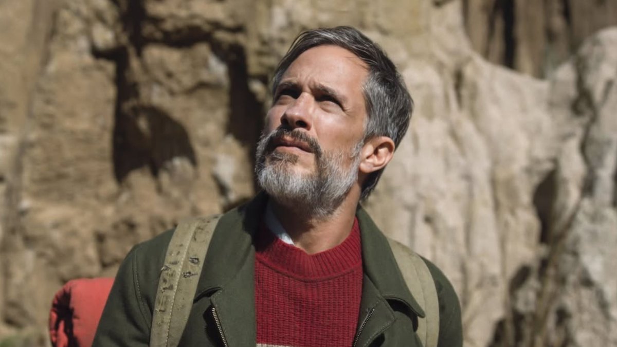 Gael García Bernal en En el valle de las sombras