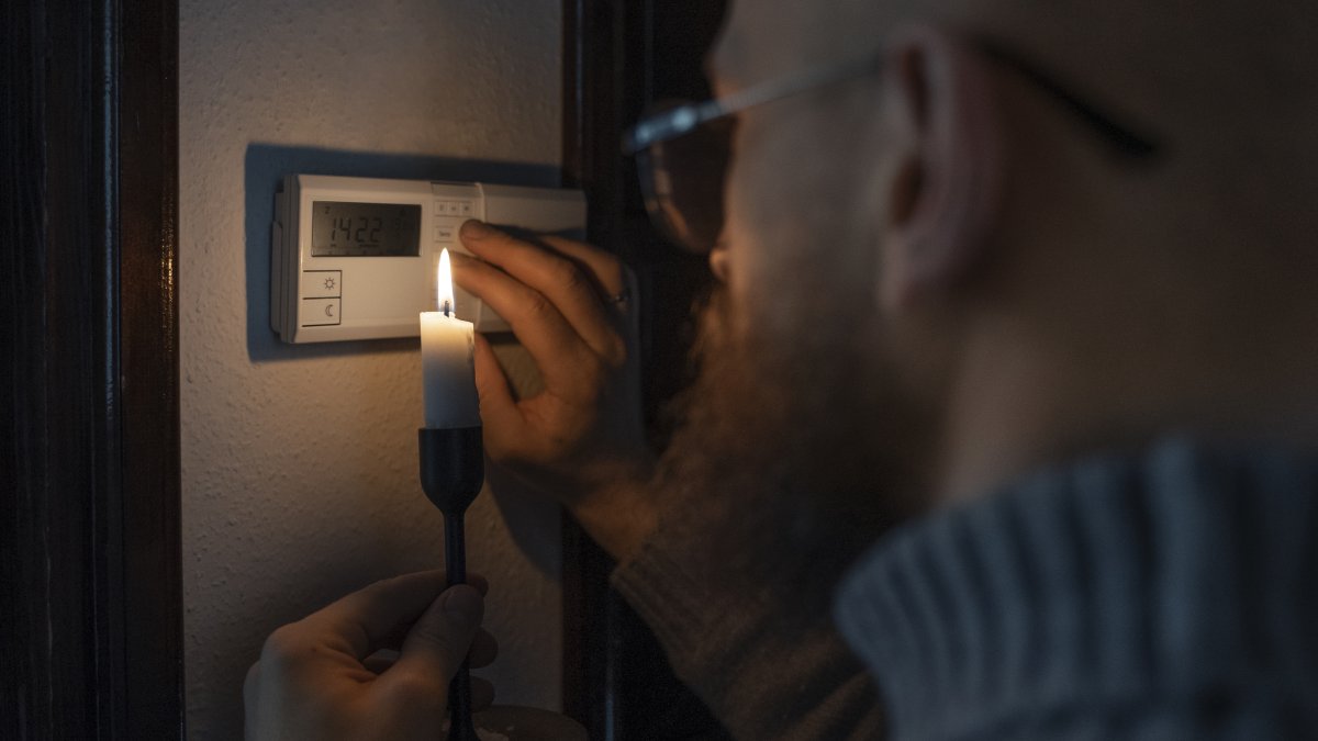 En varios sectores de Guayaquil se han registrado apagones imprevistos, lo que genera malestar  y preocupación en la ciudadanía.