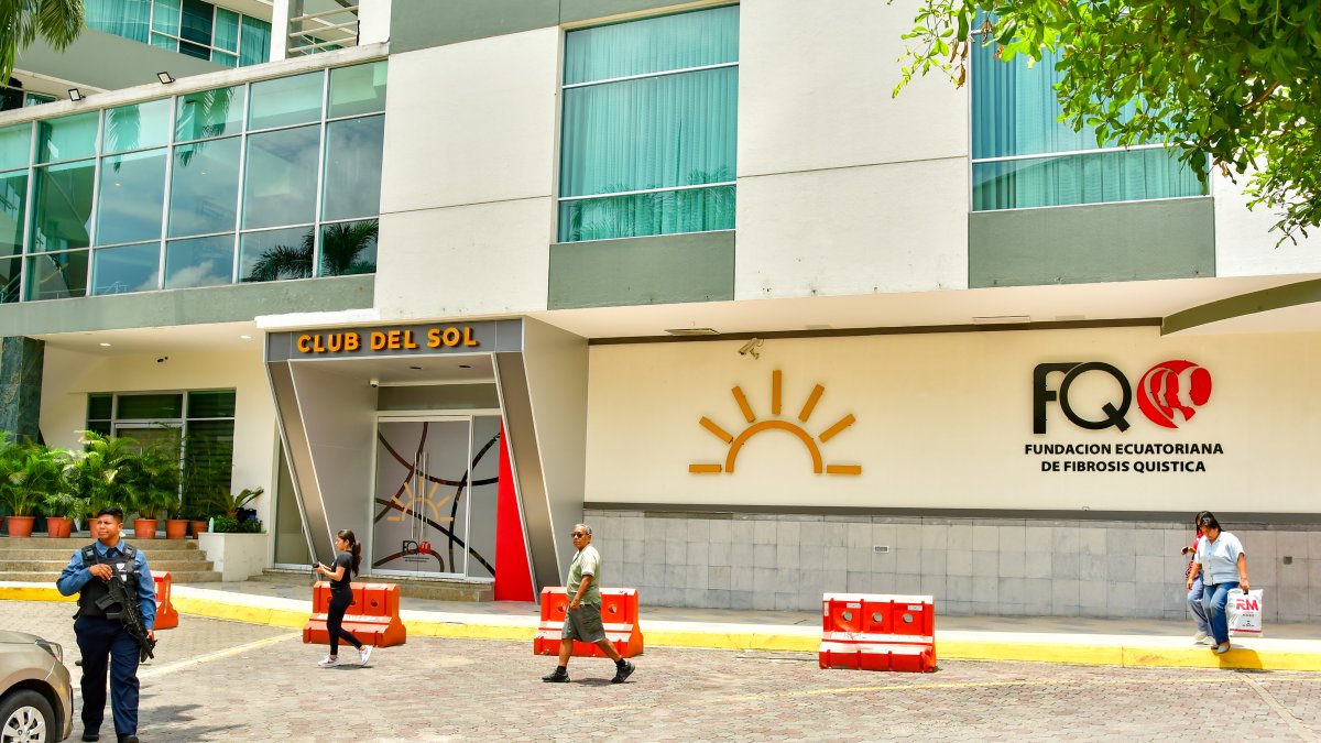 Club del Sol opera por primera vez en febrero de 2026, en las instalaciones del Hotel Sheraton, ubicado en el norte de Guayaquil.