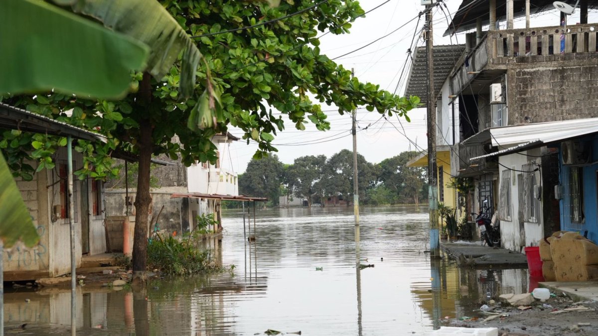 Las lluvias en Ecuador han provocado la muerte de 14 personas y afectado a 71.309.