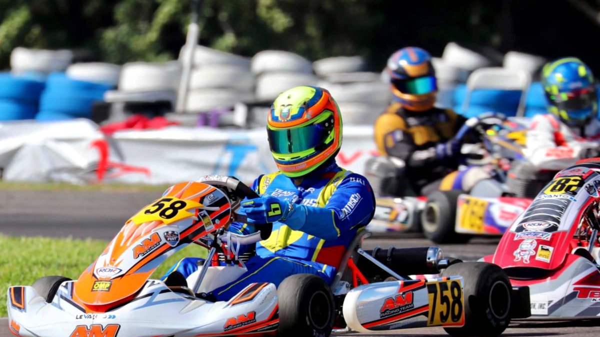 Jorge Matos demostró su gran habilidad al manejar. Se recuperó de un golpe y terminó en segundo lugar en la carrera en Florida.