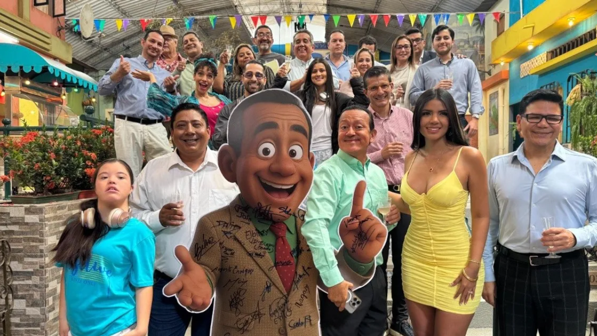 Parte del elenco estelar de 'Cholito Forever'.
