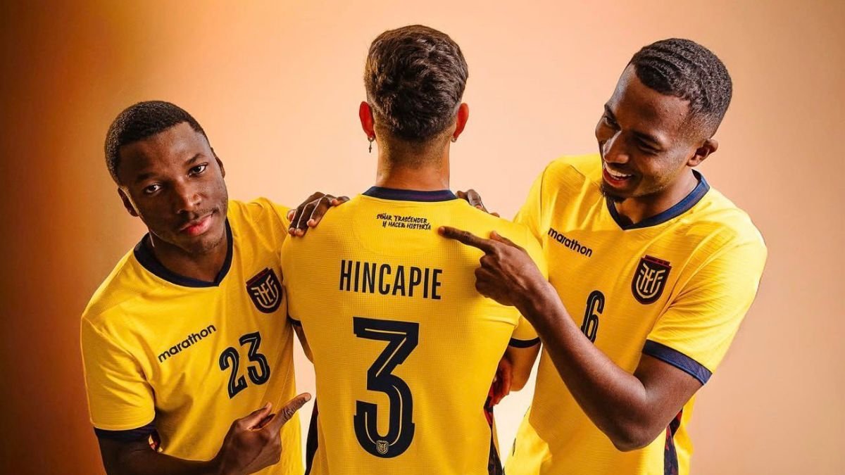 Caicedo, Hincapíe y Pacho figuras de Ecuador.