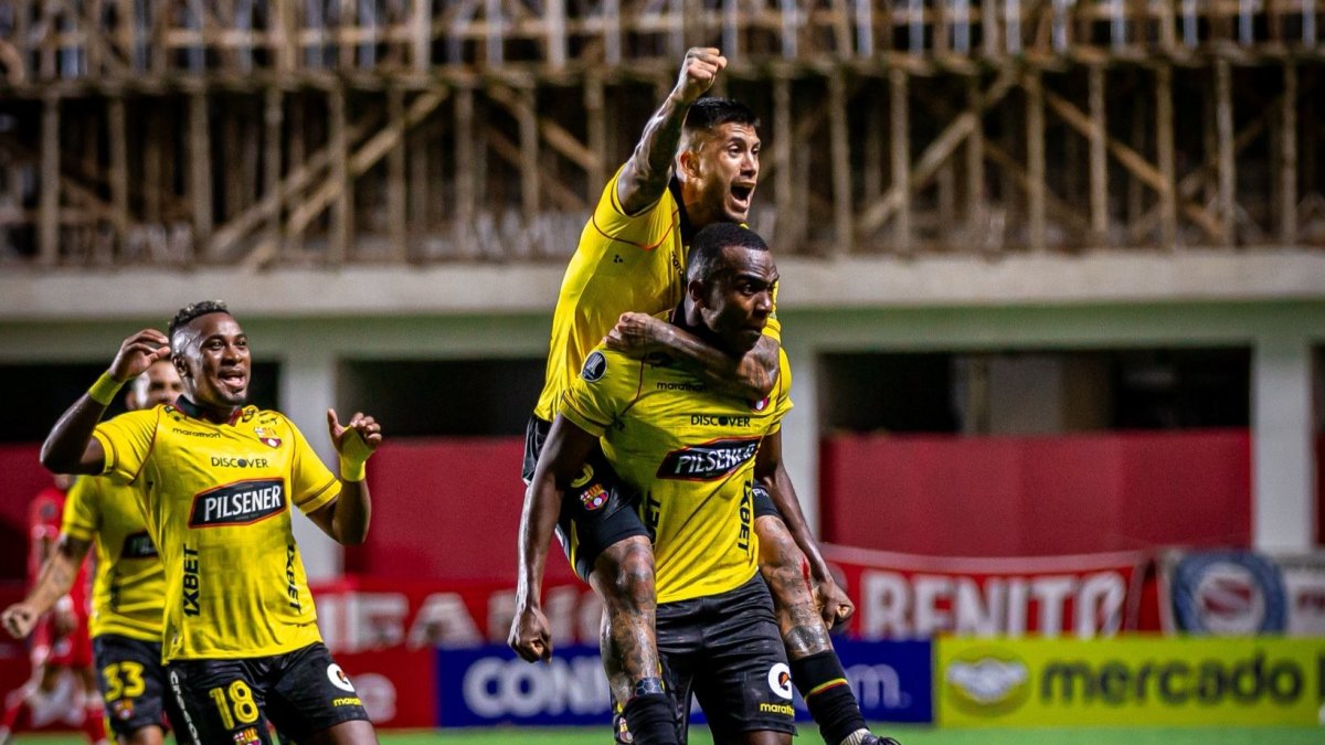 Johnny Quiñónez le dio el gol a Barcelona SC ante Argentinos Juniors en Copa Libertadores.