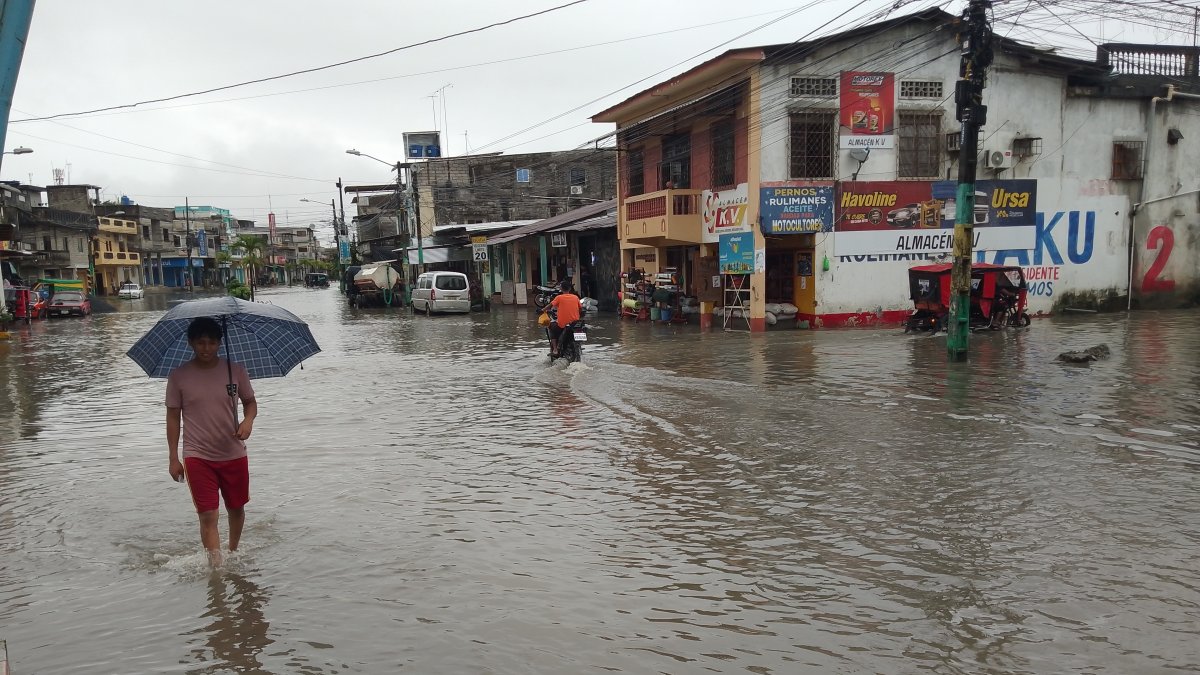 Bajo el agua, así permanecen la mayoría de barrios en Salitre.