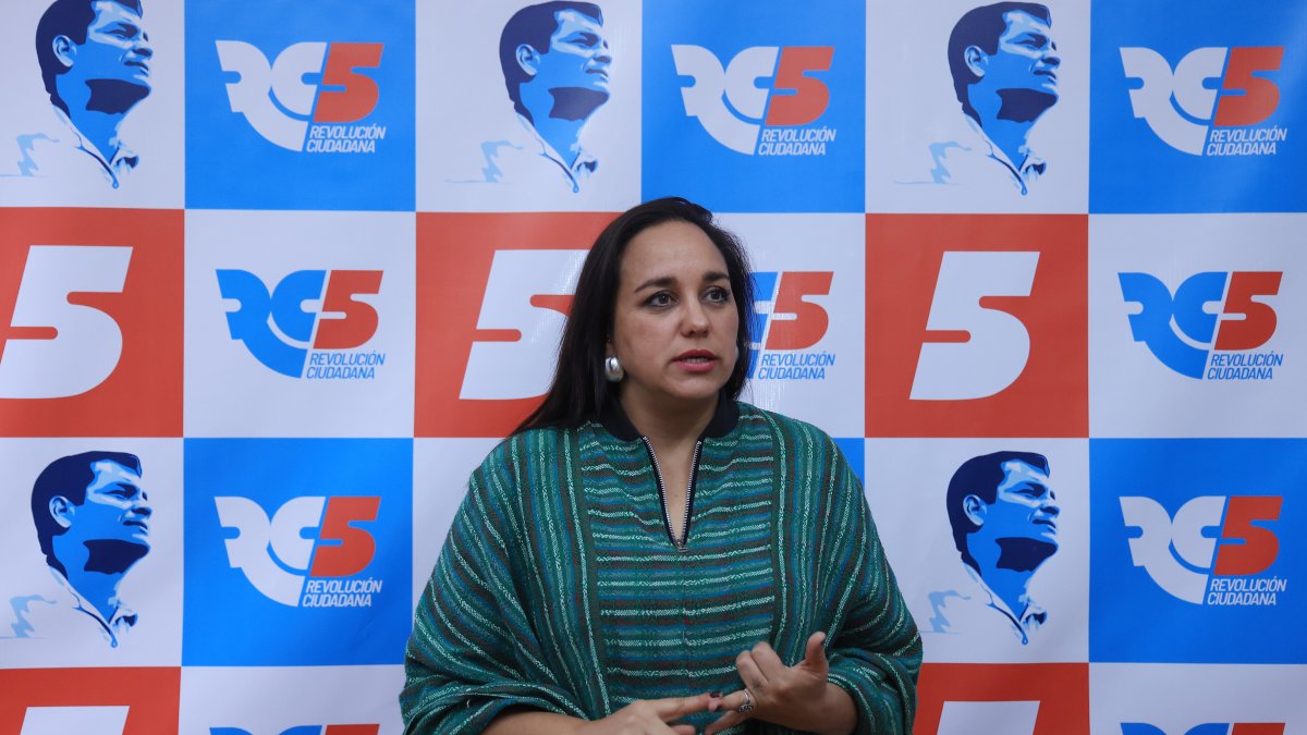 Gabriela Rivadeneira es la actual presienta del movimiento Revolución Ciudadana.