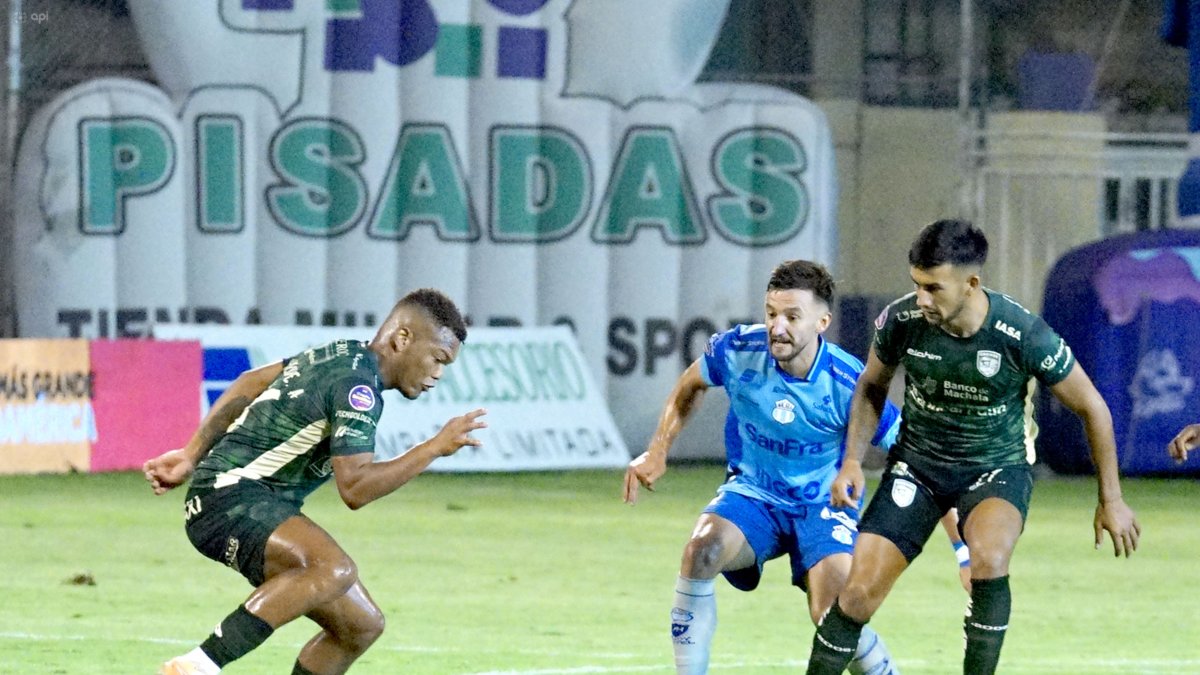 Orense y Macará serán protagonistas en el repechaje de la Copa Sudamericana 2026.