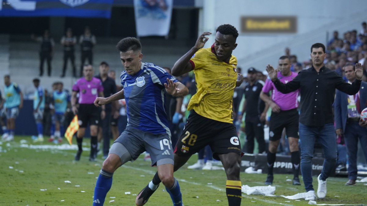 Barcelona SC y Emelec disputarán una nueva edición del Clásico del Astillero.