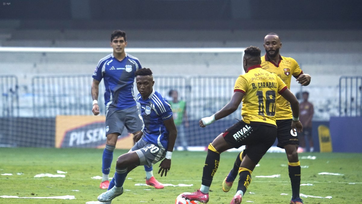 Barcelona SC y Emelec se alistan para disputar el primer Clásico del Astillero del 2026.