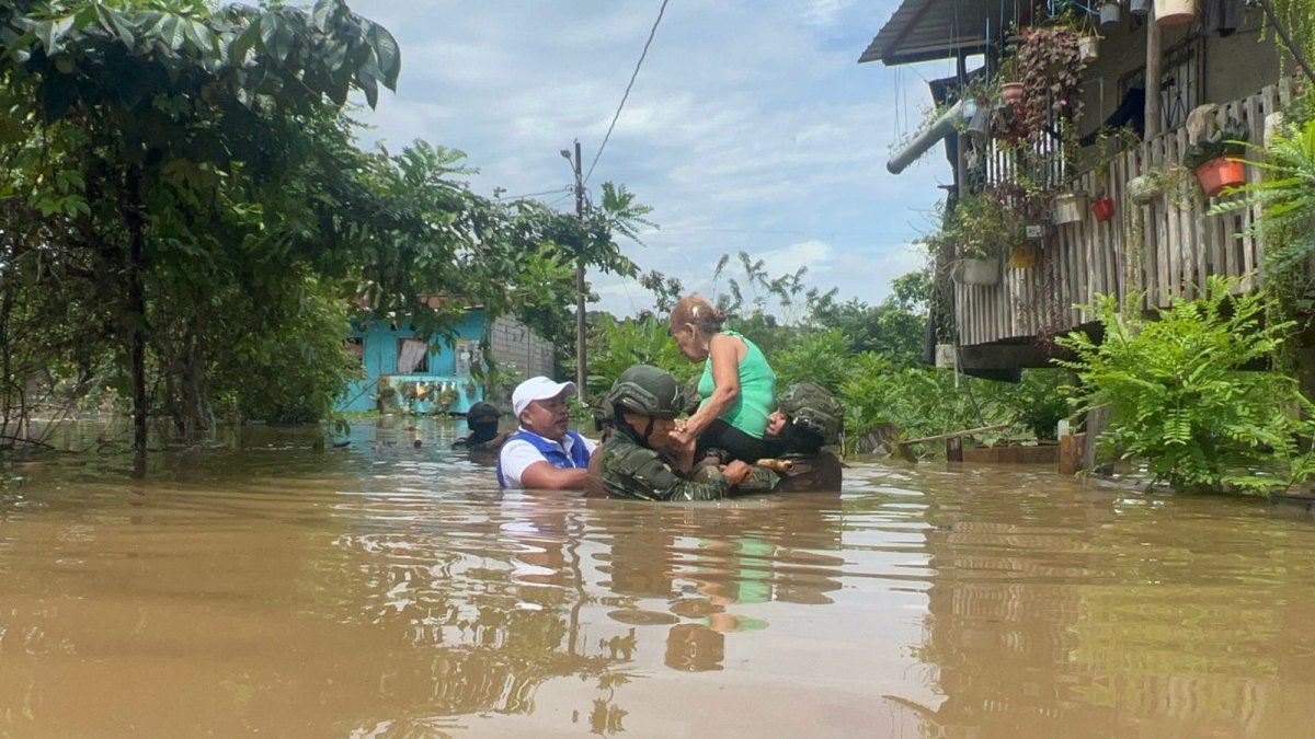 Los desbordamientos de ríos se han convertido en uno de los impactos más recurrentes del invierno en Ecuador.
