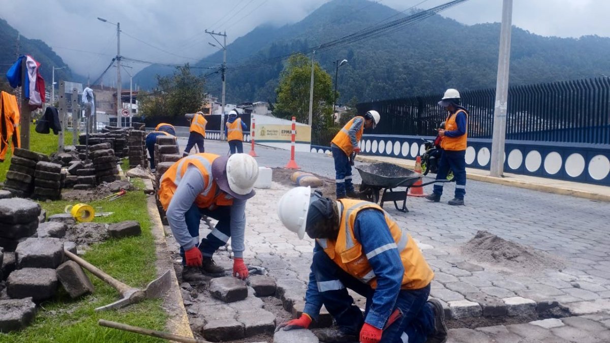 También se interviene la avenida Mariana de Jesús, desde la Mariscal Sucre hacia el occidente.