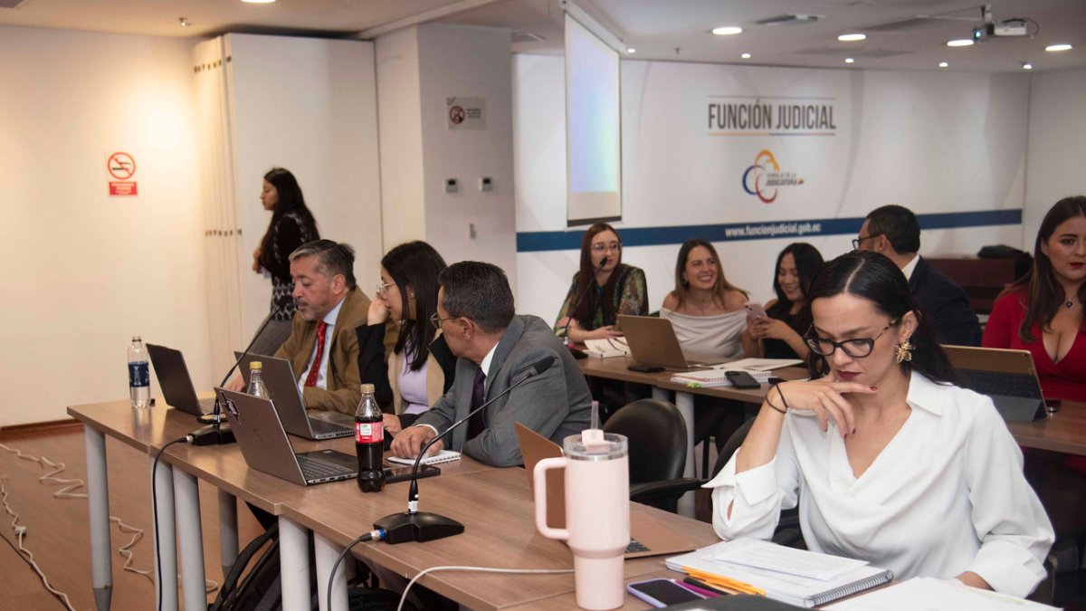 El segundo día de audiencia por el caso Triple A se desarrolla en Quito.