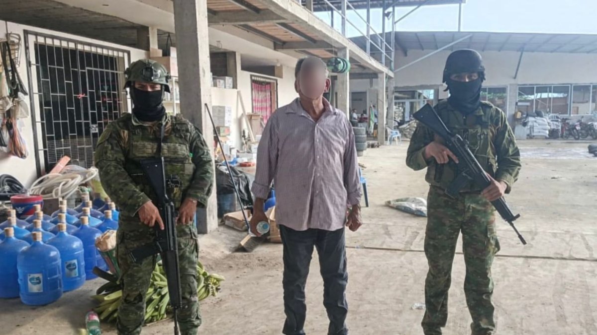 Un ciudadano fue aprehendido durante una operación militar ejecutada en la Hacienda La Clementina.
