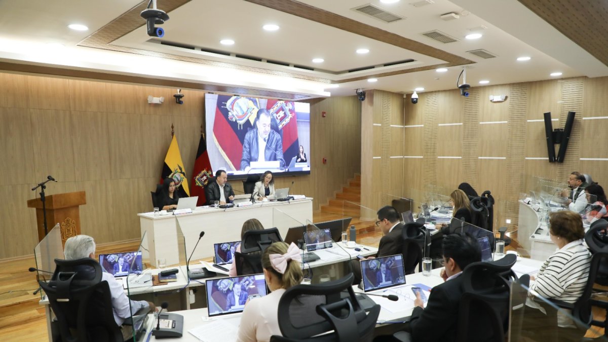 Referencia. El Concejo Metropolitano de Quito analiza una normativa que busca eliminar barreras y promover una ciudad inclusiva.