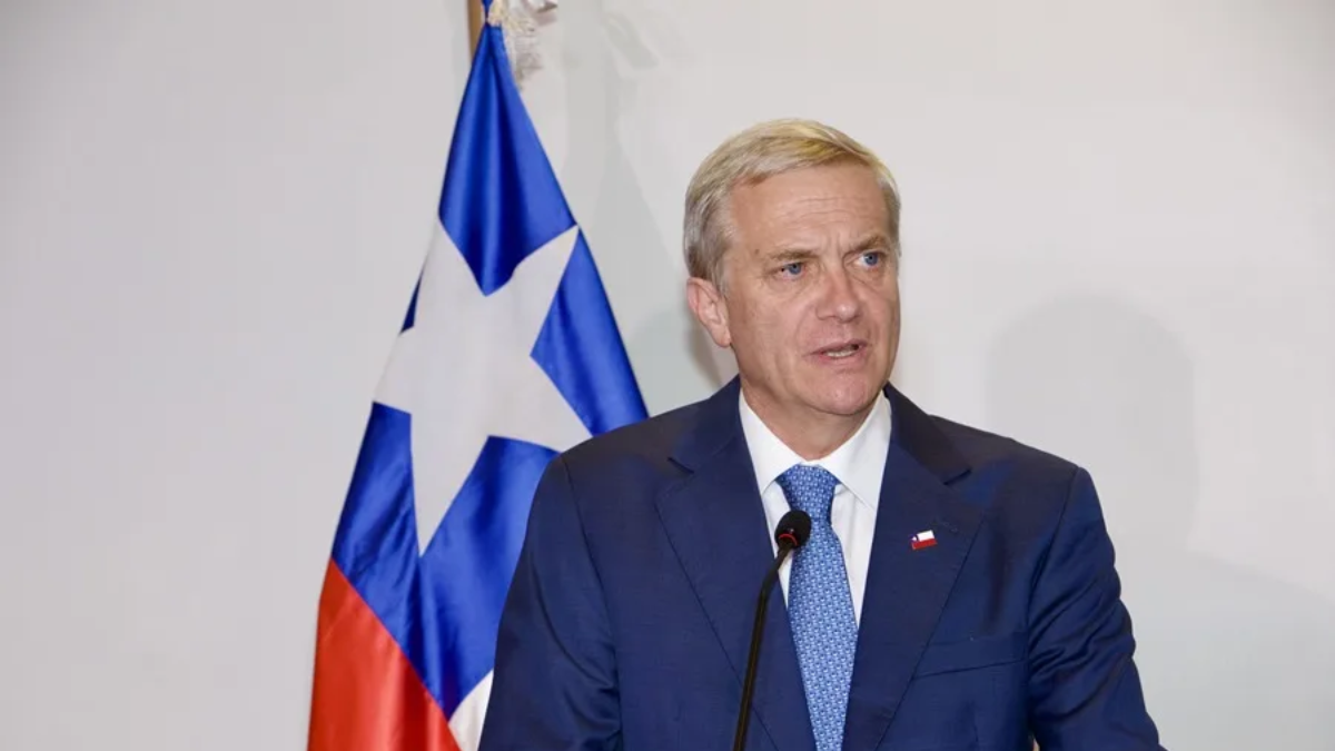 Kast anunció el término del proceso de traspaso con el gobierno de Gabriel Boric, iniciado en diciembre pasado.