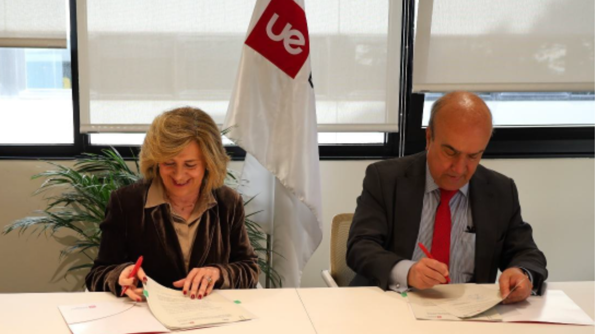 La Universidad Europea abre convocatorias de becas parciales del 50 % para maestrías online en 2026