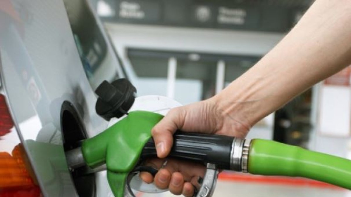 Precio del combustible en Ecuador: cuánto costará llenar un tanque desde marzo