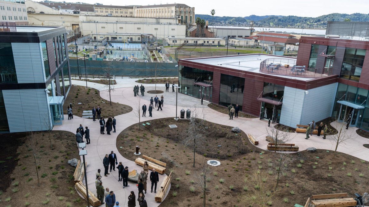 Fotografía que muestra el nuevo Centro de Aprendizaje de San Quintín en San Quentin (EE.UU.).