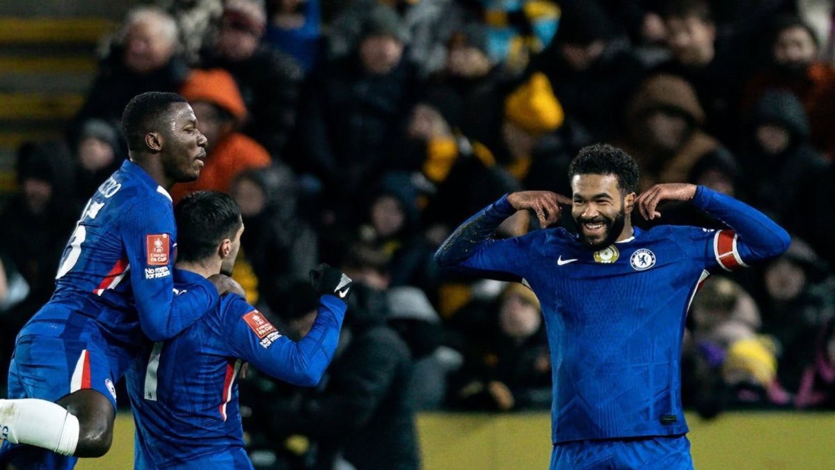 Los Blues son los favoritos a imponerse en el duelo copero ante Port Vale.