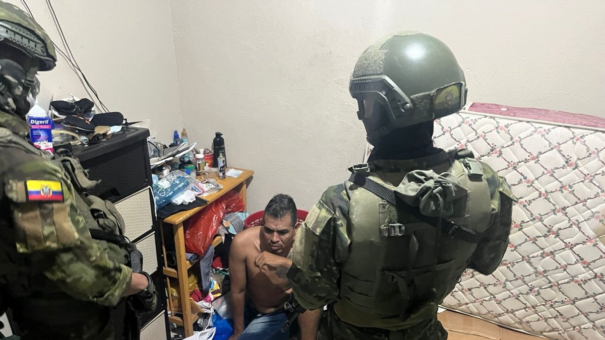 Un operativo permitió la captura de un presunto integrante del grupo criminal Los Lobos.