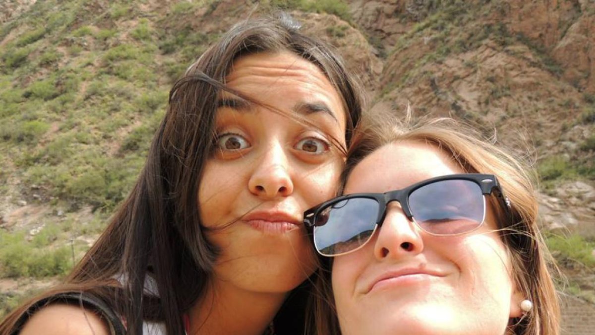 A diez años del asesinato de Marina Menegazzo y María José Coni en Montañita, el caso sigue generando preguntas y debate en Ecuador y Argentina.