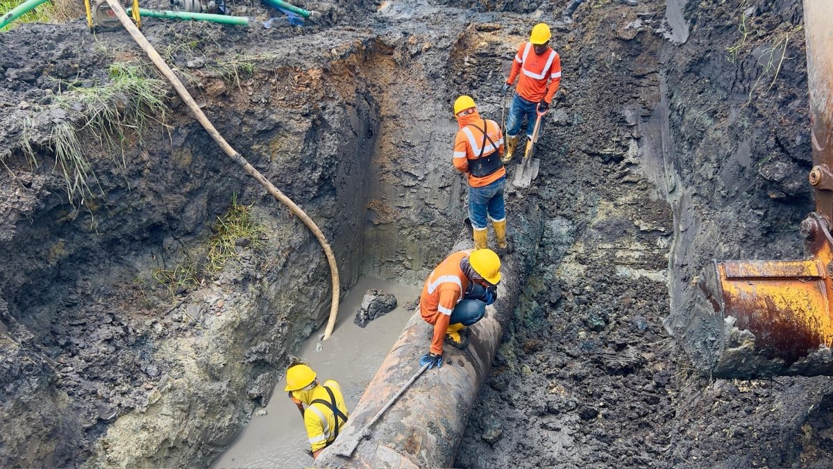 El daño en las tuberías no es algo nuevo en Durán. Hace un año se registró otro percance en el sector La Herradura.