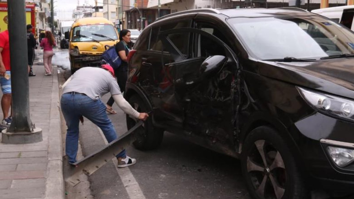 En Guayaquil se registran accidentes de tránsito a diario.